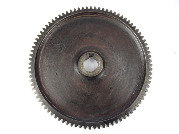 Antriebsrad für Nockenwelle MWM KD 415 Z Motor von Hela Lanz D47 Traktor