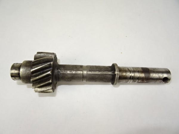 Antriebswelle vom Gebläserad für Porsche Diesel 308 318 A133 P133 Traktor