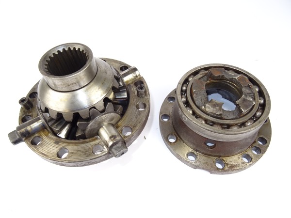 Ausgleichsgetriebe Differentialgetriebe (beschädigt) T25 Getriebe von Porsche Diesel 219 238 329 339