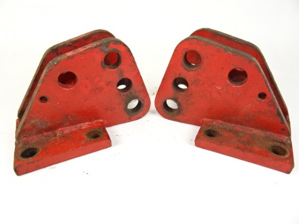 Lagerbock für Unterlenker für Porsche Diesel 219 238 329 339 Traktor