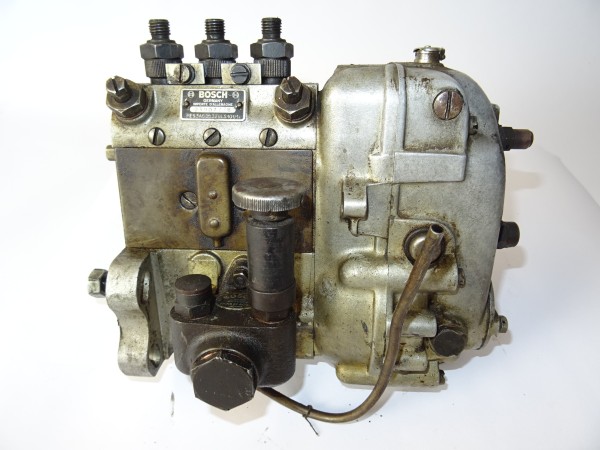 Einspritzpumpe Bosch PES3A 60B320 LS 101/1z für IHC Mc Cormick D324 326 Traktor