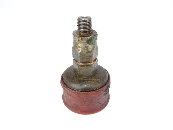 Staufferbuchse Fettbuchse für Wasserpumpe MWM KD 415 Z Motor von Hela Lanz D47 Traktor